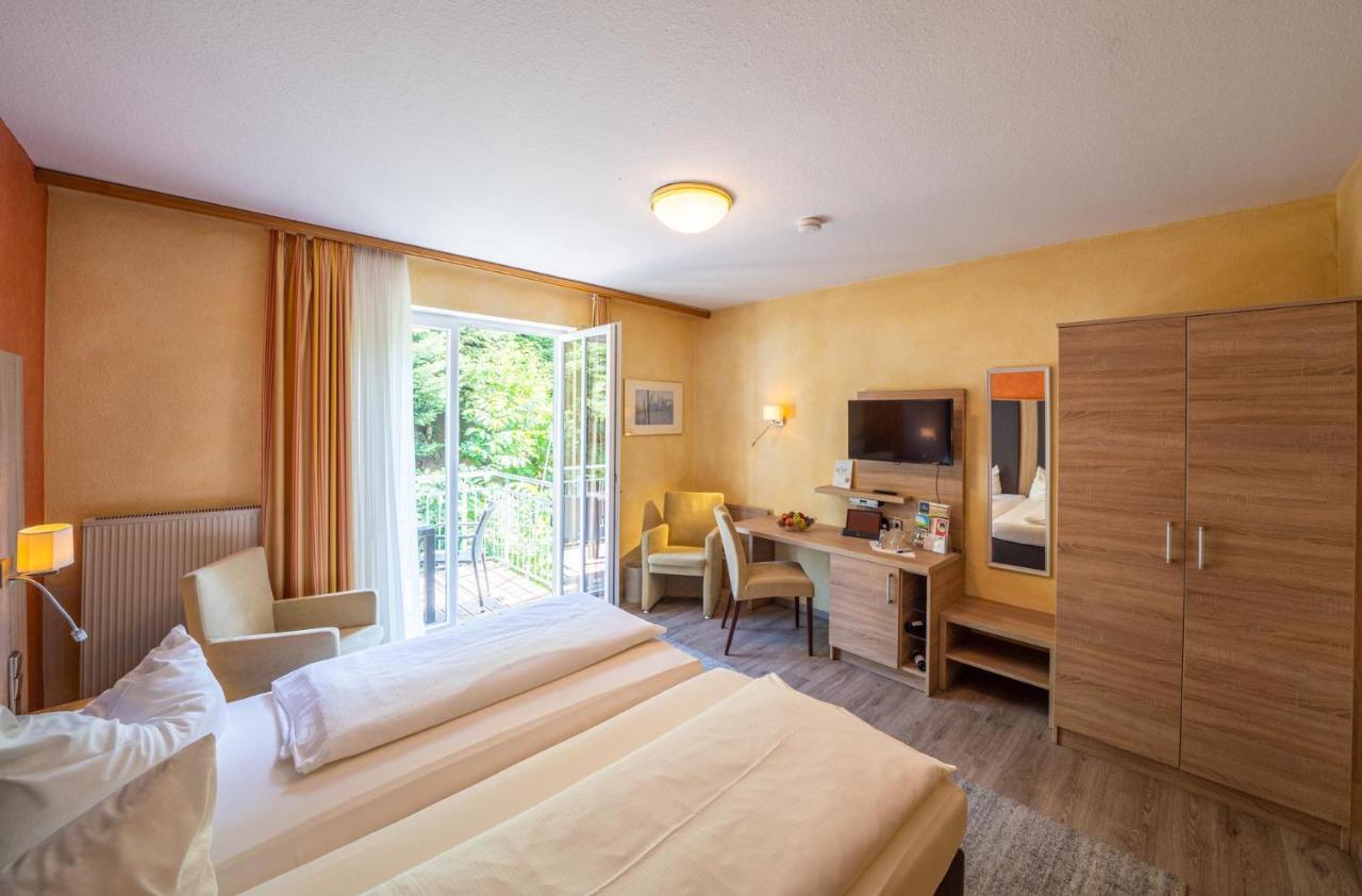 Stadthotel Pfeffermuehle Генгенбах Экстерьер фото