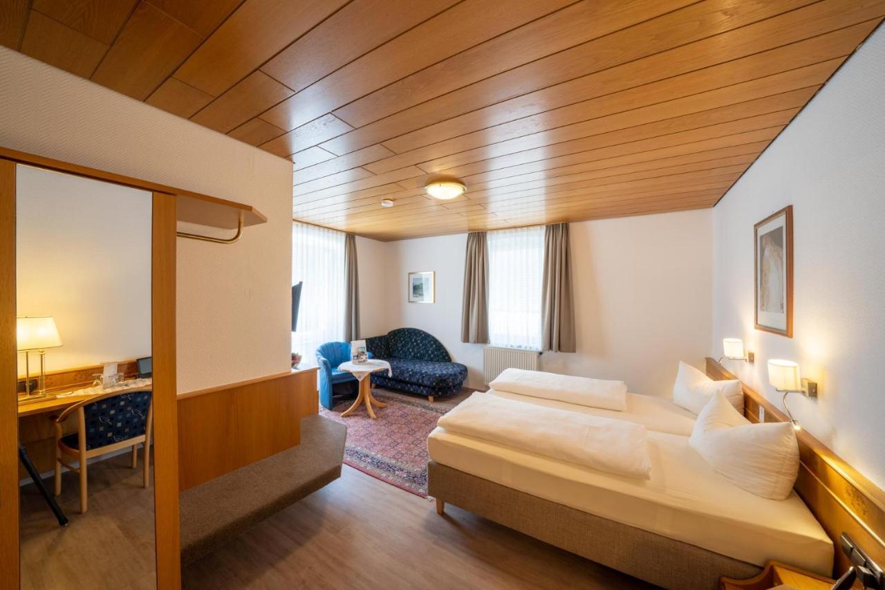 Stadthotel Pfeffermuehle Генгенбах Экстерьер фото